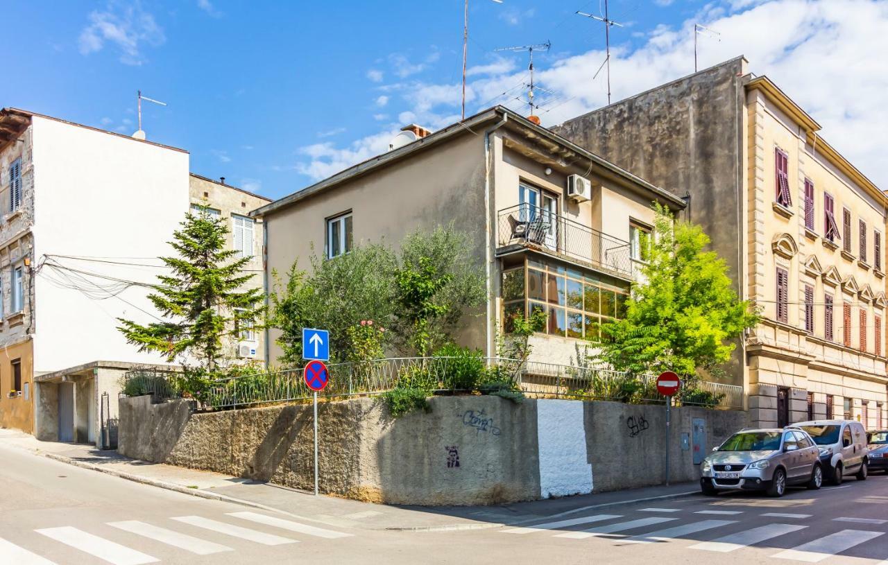Pula Apartment Exterior foto