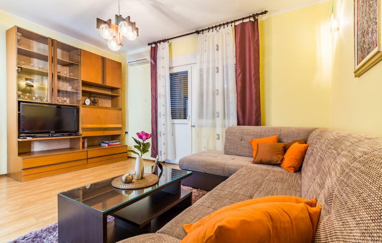 Pula Apartment Exterior foto