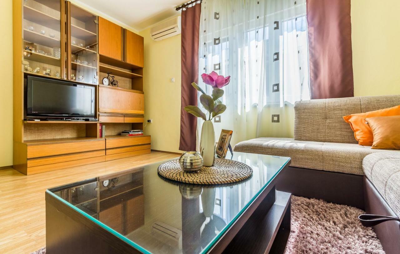 Pula Apartment Exterior foto